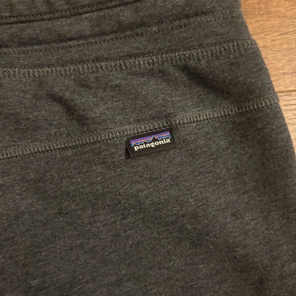 Patagonia Grey Joggers - Picture 4 of 4